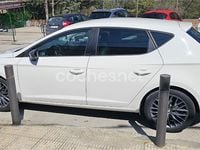 Usado Seat Leon ST CONNECT 110 CV (80 kW) 2015 Blanco Familiar