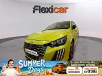 Usado Peugeot 208 Allure 101 CV (74 kW) 2025 Verde Utilitario