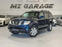 Usado Nissan Pathfinder XE 174 CV (127 kW) 2006 Azul SUV