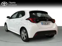 Usado Toyota Yaris Hybrid Active 116 CV (85 kW) 2025 Blanco Berlina