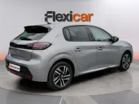 Usado Peugeot 208 Allure 101 CV (74 kW) 2023 Gris Utilitario