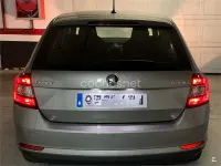Usado Skoda Rapid Active 110 CV (80 kW) 2018 Beige Utilitario