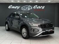 Usado VW T-Roc 110 CV (80 kW) 2023 Gris / plata SUV