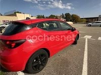 Usado Opel Astra Selective 110 HP (80 kW) 2016 Vermelho Sedan