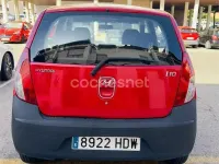 Usado Hyundai i10 Classic 66 CV (48 kW) 2011 Rojo Utilitario