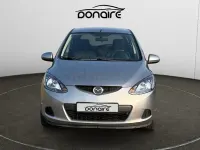 Usado Mazda 2 Active Plus 70 CV (51 kW) 2010 Gris / plata Utilitario