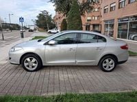 Usado Renault Fluence Dynamique 110 CV (80 kW) 2011 Gris / plata Berlina