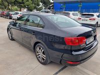 Usado VW Jetta Sport 105 CV (77 kW) 2011 Negro Berlina