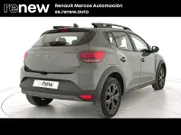 Usado Dacia Sandero Extreme 101 CV (74 kW) 2025 Verde Berlina