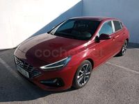 Usado Hyundai i30 136 CV (100 kW) 2021 Granate Berlina