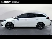 Usado Toyota Auris Touring Sports Business Edition 136 CV (100 kW) 2018 Blanco Familiar