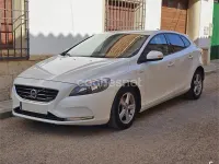 Usado Volvo V40 Kinetic 115 CV (84 kW) 2013 Blanco Berlina