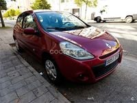 Usado Renault Clio II Authentique 75 CV (55 kW) 2010 Granate Berlina
