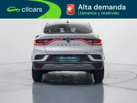 Usado Renault Arkana Zen 145 CV (106 kW) 2022 Blanco SUV