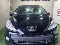 Usado Peugeot 207 Active 75 CV (55 kW) 2012 Negro Berlina