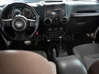 Usado Jeep Wrangler Unlimited Sport 200 CV (147 kW) 2018 Rojo SUV