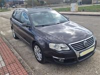 Usado VW Passat Highline 140 CV (102 kW) 2006 Negro Familiar