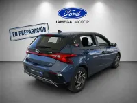 Usado Hyundai i20 99 CV (72 kW) 2025 Azul Utilitario