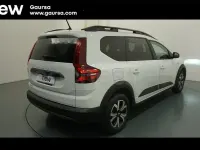 Usado Dacia Jogger Expression 100 CV (73 kW) 2024 Blanco Monovolumen