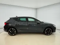 Usado Cupra Leon 150 CV (110 kW) 2025 Gris / plata Berlina