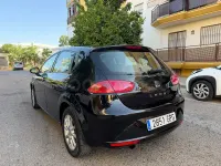 Usado Seat Leon Ecomotive 105 CV (77 kW) 2009 Negro Utilitario