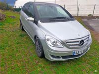 Usado Mercedes B200 156 CV (114 kW) 2012 Gris / plata Monovolumen
