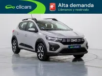 Usado Dacia Sandero Stepway 101 CV (74 kW) 2023 Gris / plata Berlina