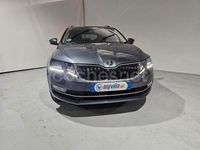 Usado Skoda Octavia Style 150 CV (110 kW) 2019 Gris / plata Familiar