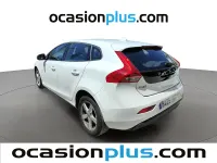 Usado Volvo V40 Kinetic 150 CV (110 kW) 2016 Blanco Utilitario