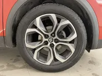 Usado Renault Captur Techno 140 CV (102 kW) 2023 Rojo SUV
