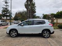 Usado Peugeot 2008 Active 100 CV (73 kW) 2016 Blanco SUV