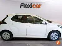 Occasion Toyota Yaris Business Edition 72 PK (52 kW) 2022 Wit Hatchback