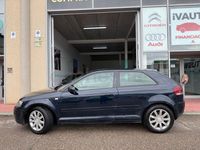 Usado Audi A3 Ambition 105 CV (77 kW) 2004 Blanco Utilitario