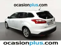 Usado Ford Focus Trend 125 CV (91 kW) 2012 Blanco Familiar