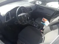 Usado Seat Leon Style 110 CV (80 kW) 2018 Blanco Berlina