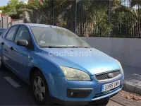 Usado Ford Focus Trend 100 CV (73 kW) 2005 Azul Berlina