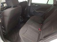 Usado Skoda Scala Ambition 110 CV (80 kW) 2023 Blanco Utilitario