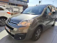 Usado Citroën Berlingo Feel 120 CV (88 kW) 2017 Gris Monovolumen