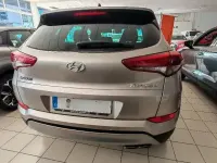 Usado Hyundai Tucson GO! 177 CV (130 kW) 2018 Gris SUV