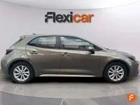 Usado Toyota Corolla Active 140 CV (102 kW) 2024 Gris Utilitario