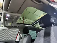 Usado Seat Leon Style 130 CV (95 kW) 2018 Rojo Familiar