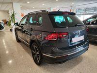 Usado VW Tiguan Life 150 CV (110 kW) 2023 Gris / plata SUV