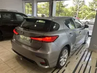 Usado Lexus CT200h Sport Line 136 CV (100 kW) 2018 Beige Utilitario
