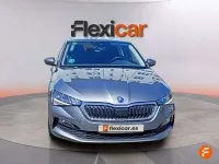 Usado Skoda Scala Ambition 95 CV (69 kW) 2022 Gris Utilitario