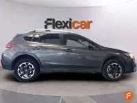 Usado Subaru XV 114 CV (83 kW) 2022 Gris SUV