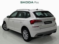 Usado Skoda Kamiq Ambition 110 CV (80 kW) 2022 Blanco SUV