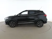 Usado MG ZS Luxury 111 CV (81 kW) 2022 Negro SUV