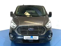 Usado Ford Tourneo Titanium X 185 CV (136 kW) 2021 Gris / plata Monovolumen
