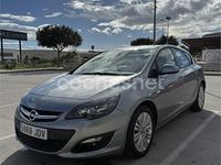 Usado Opel Astra Selective 115 CV (84 kW) 2015 Gris / plata Berlina