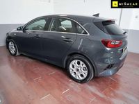 Usado Kia Ceed 120 CV (88 kW) 2023 Gris Utilitario